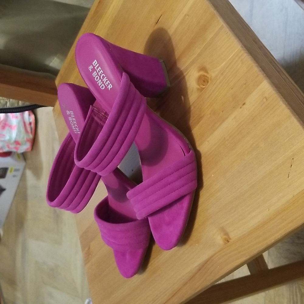 Heel sandals